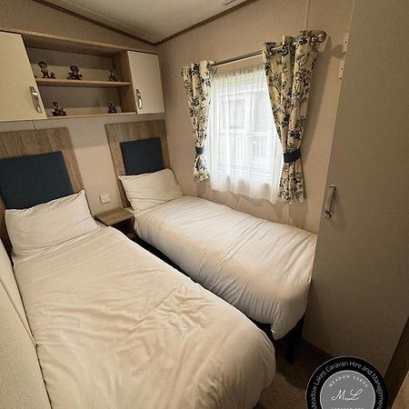 Palm Grove 182 - Pet Friendly, Wifi, Close To Beach And Clubhouse - Golden Palm Resort - Meadow Lakes Caravan & Lodge Hire Skegness Luaran gambar