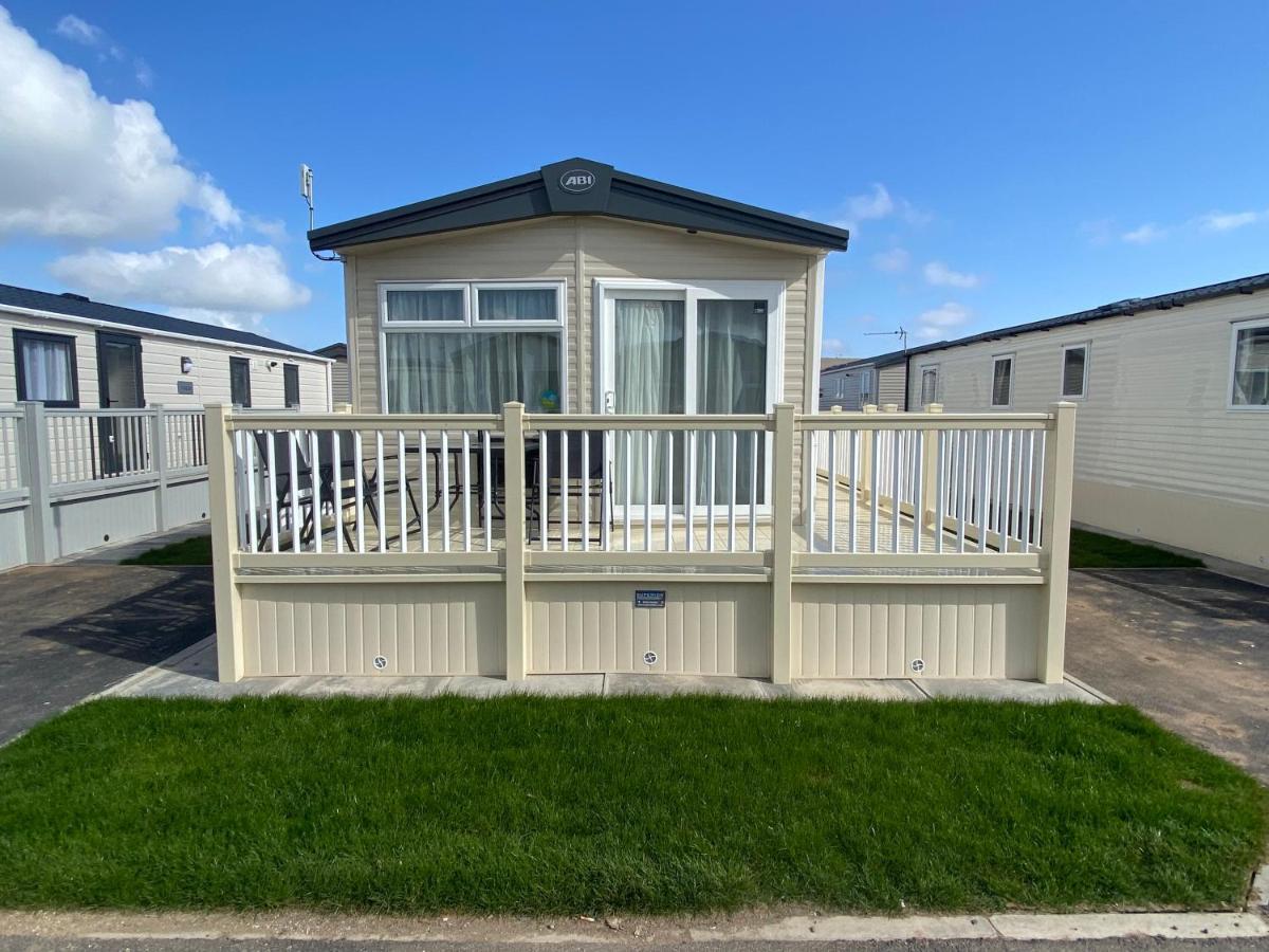 Palm Grove 182 - Pet Friendly, Wifi, Close To Beach And Clubhouse - Golden Palm Resort - Meadow Lakes Caravan & Lodge Hire Skegness Luaran gambar